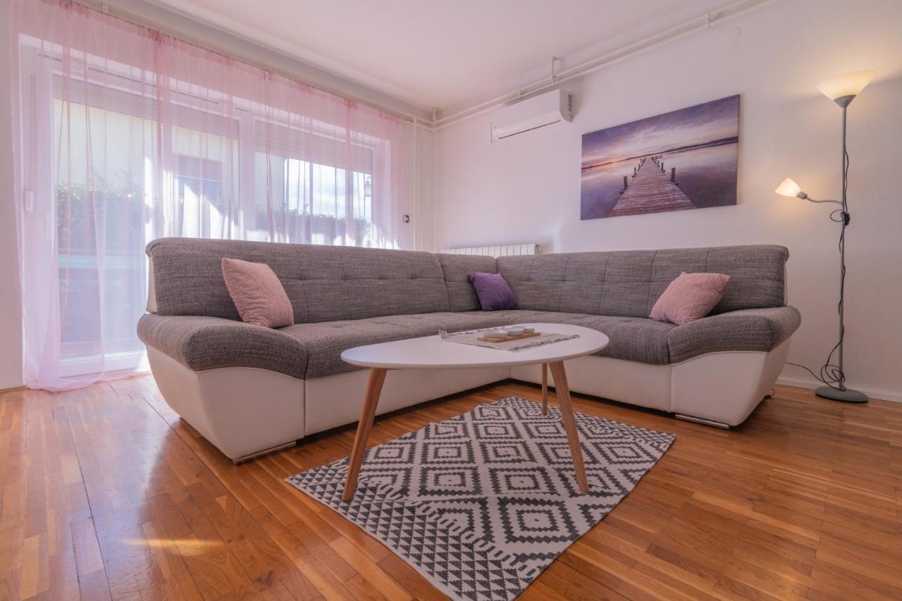 Apartman Monte Grande Πούλα Εξωτερικό φωτογραφία